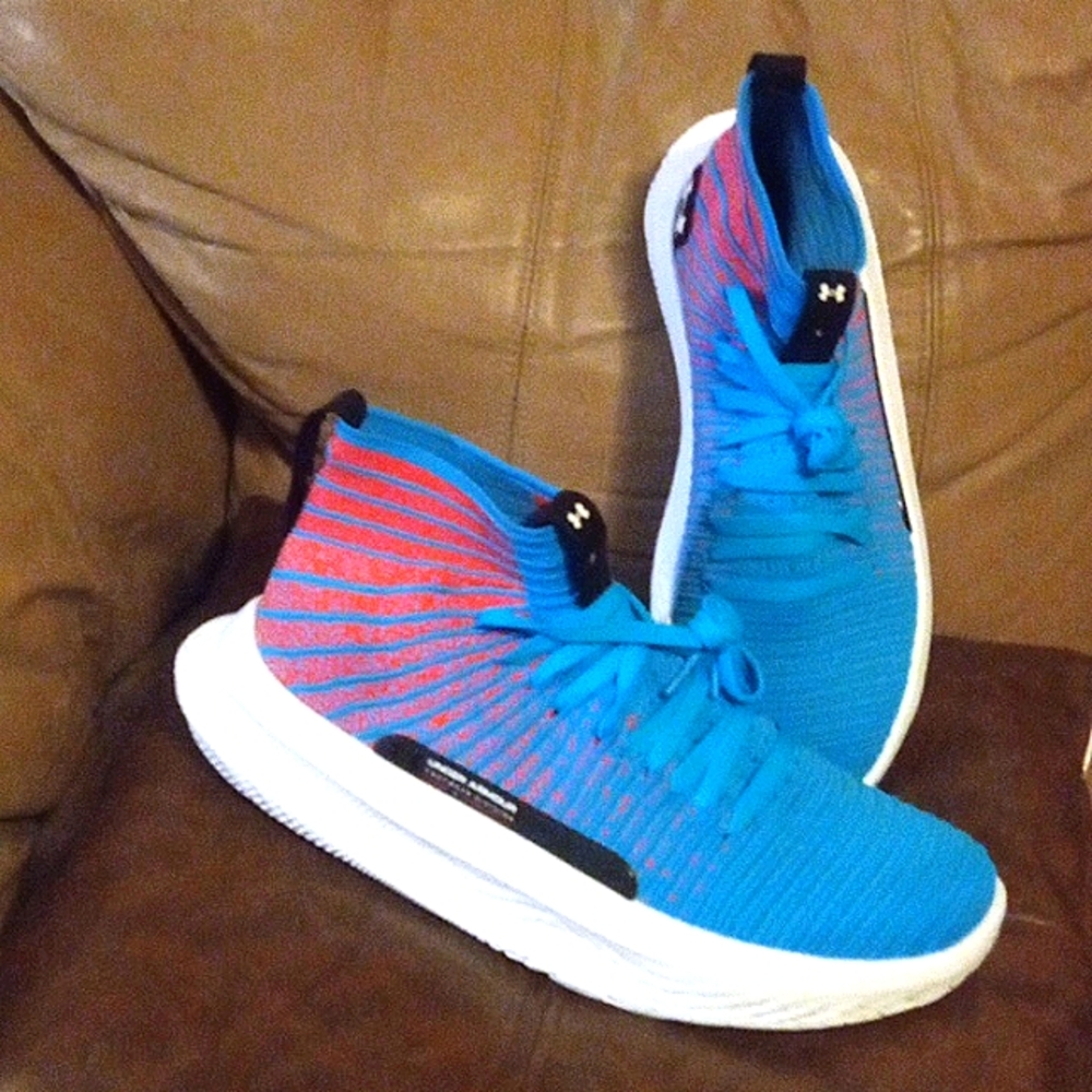 New Men's Under Armour sneakers